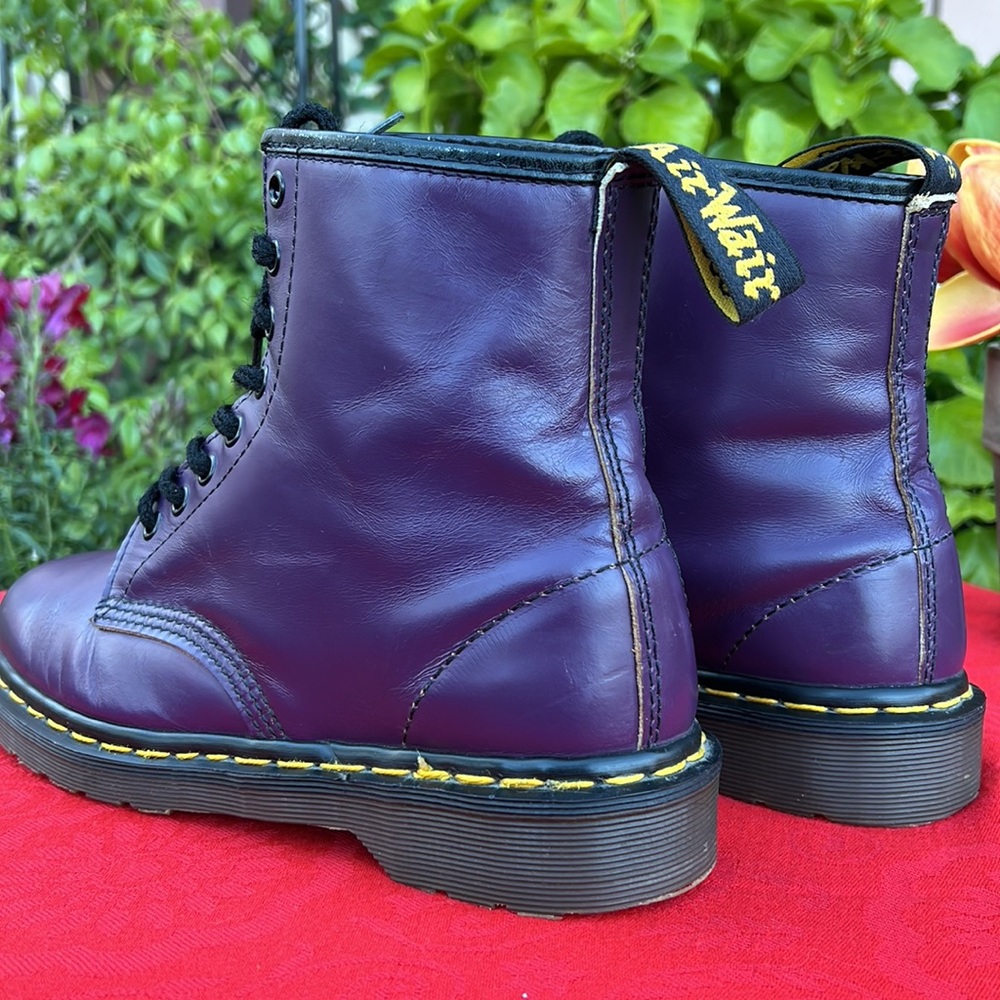 🏴 Dr. Martens MIE Vintage Purple Lace Up Combat Boots UK 7 - Picture 5 of 17